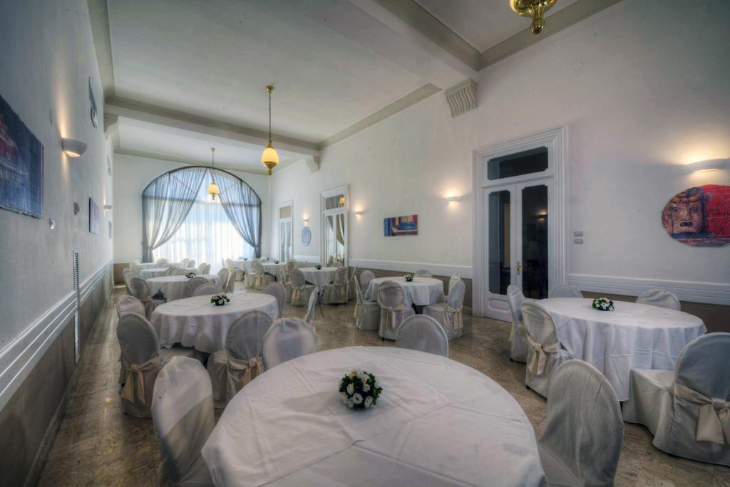 Hotel Vittoria Pompeya Exterior foto